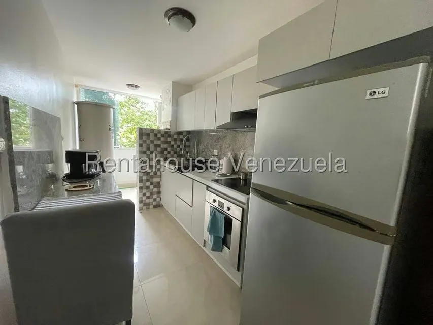 Apartamento (Planta Baja) en Venta en Zona Este, Lara - 4