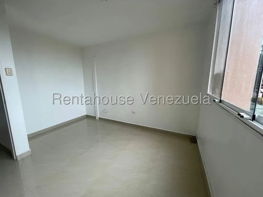 Apartamento (Planta Baja) en Venta en Zona Este, Lara - 10