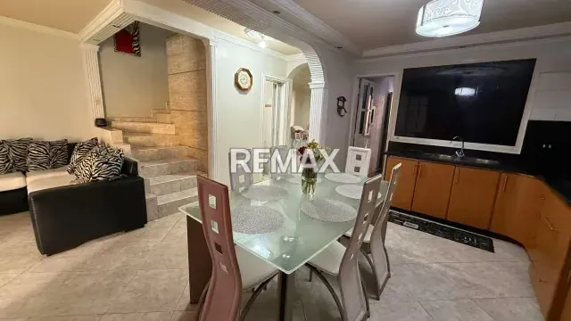 Venta de Townhouse – Los Frailes, San Diego - 3