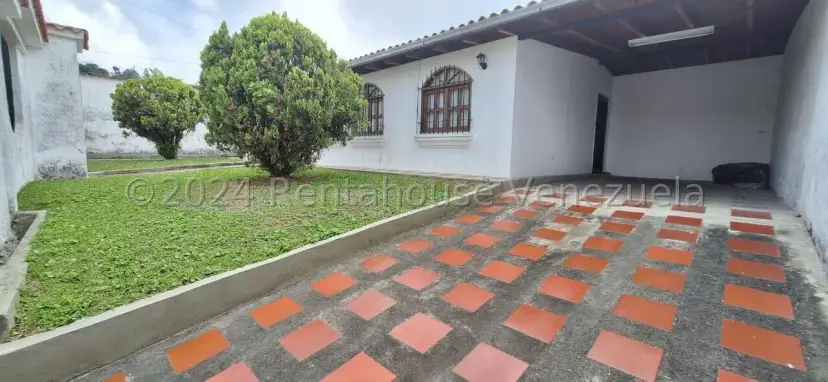 Casa (1 Nivel) en Venta en Club de Campo, Miranda