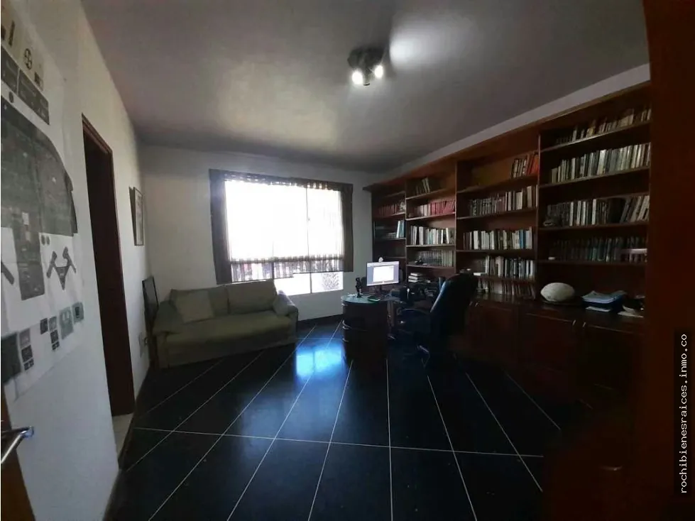 URB. EL MARQUES, CASA EN VENTA - 17