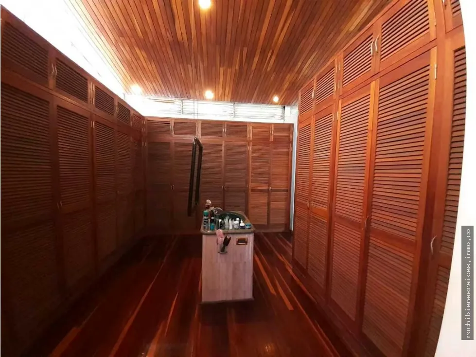URB. EL MARQUES, CASA EN VENTA - 30