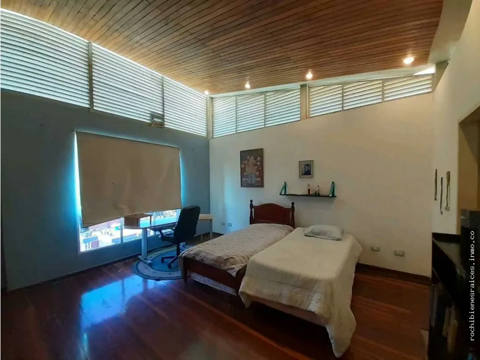 URB. EL MARQUES, CASA EN VENTA - 36