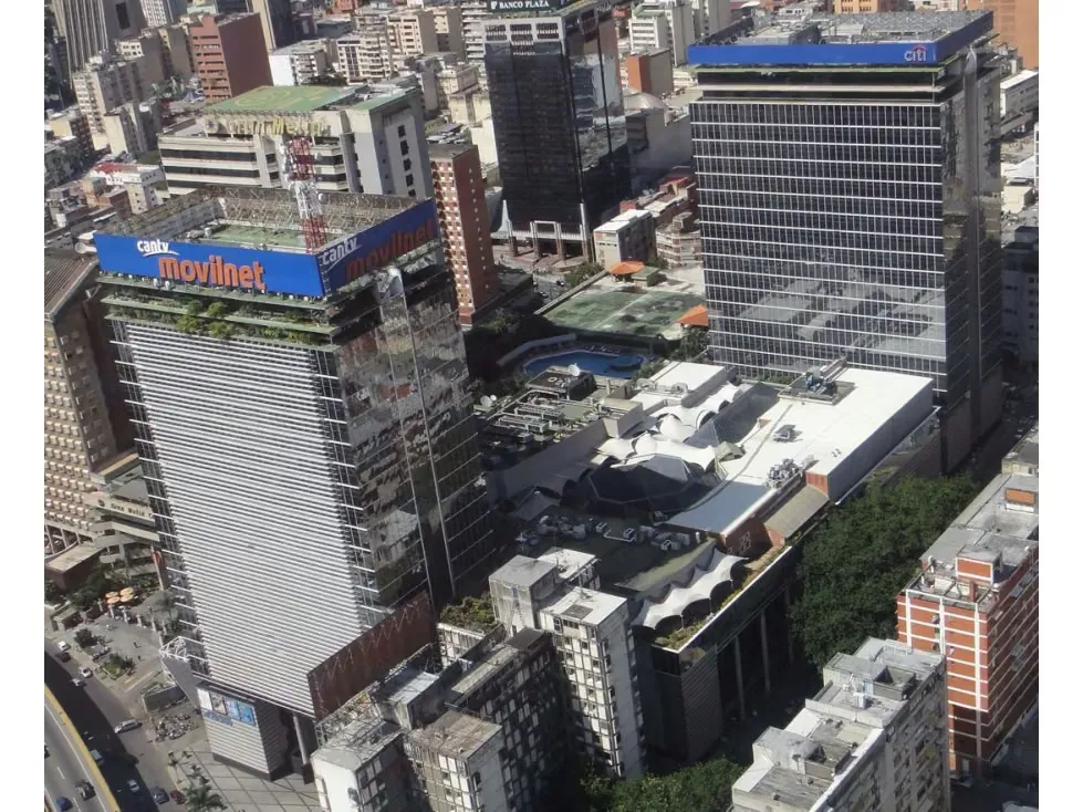 Se vende local 1.148m2 El Recreo Sábana Grande - 10