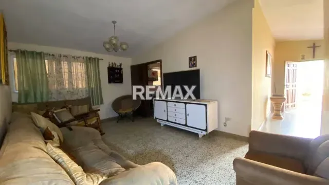 Casa en la Zona A de la Urbanizacion La Coromoto - 12