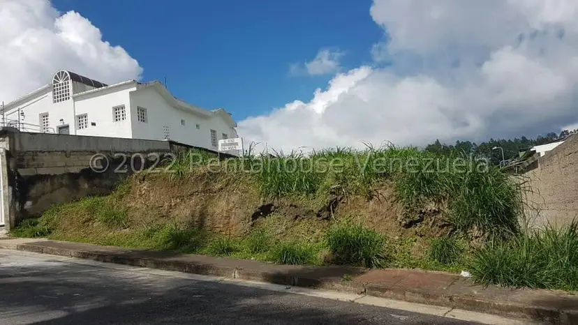 Terreno (Comercial) en Venta en Parque el Retiro, Miranda