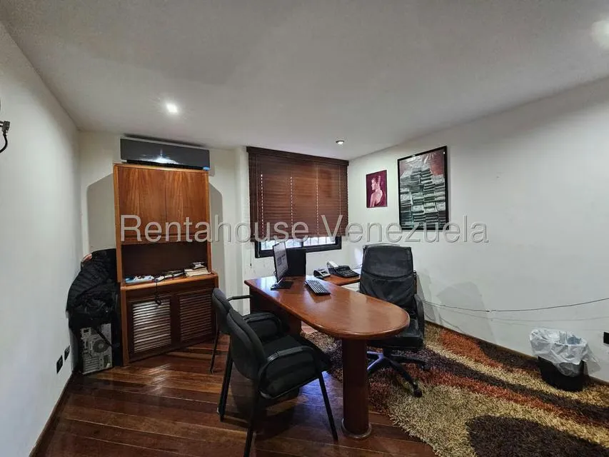 Casa (Multipes Niveles) en Venta en Los Naranjos del Cafetal, Distrito Metropolitano - 12