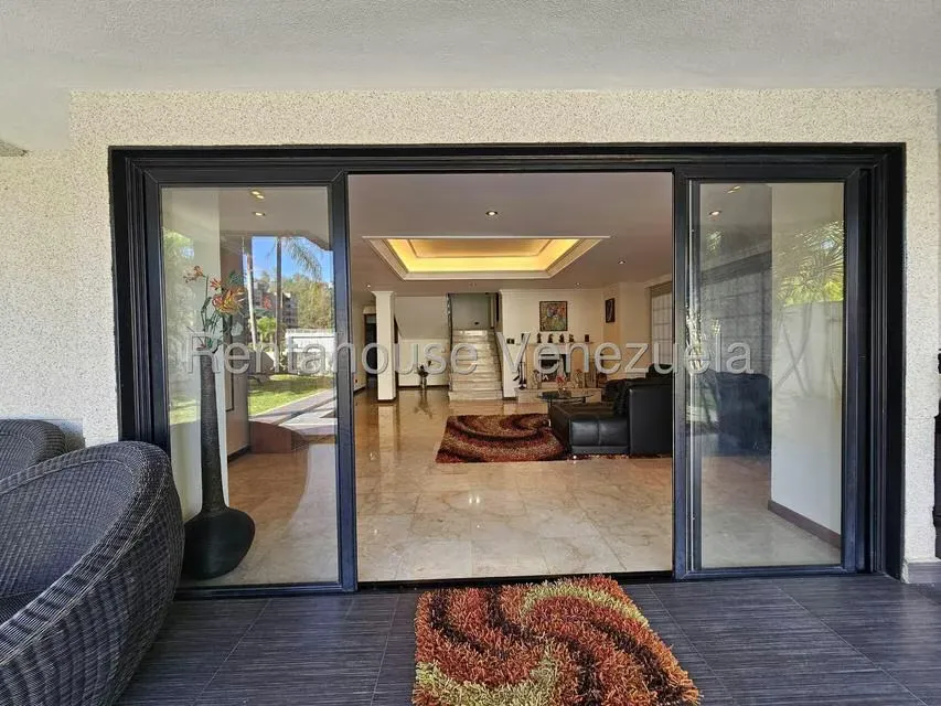 Casa (Multipes Niveles) en Venta en Los Naranjos del Cafetal, Distrito Metropolitano - 19