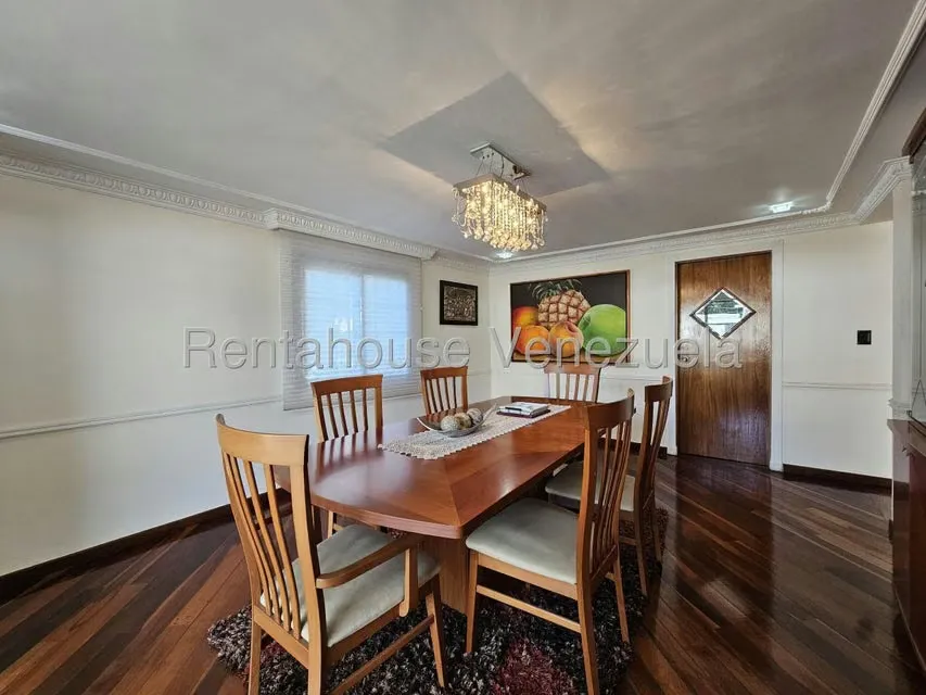Casa (Multipes Niveles) en Venta en Los Naranjos del Cafetal, Distrito Metropolitano - 26