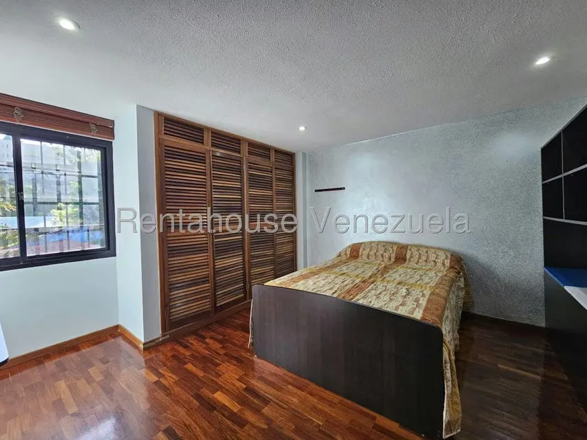 Casa (Multipes Niveles) en Venta en Los Naranjos del Cafetal, Distrito Metropolitano - 52