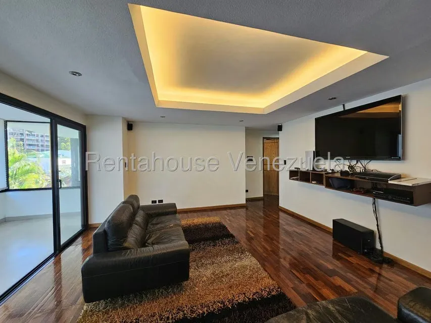 Casa (Multipes Niveles) en Venta en Los Naranjos del Cafetal, Distrito Metropolitano - 59
