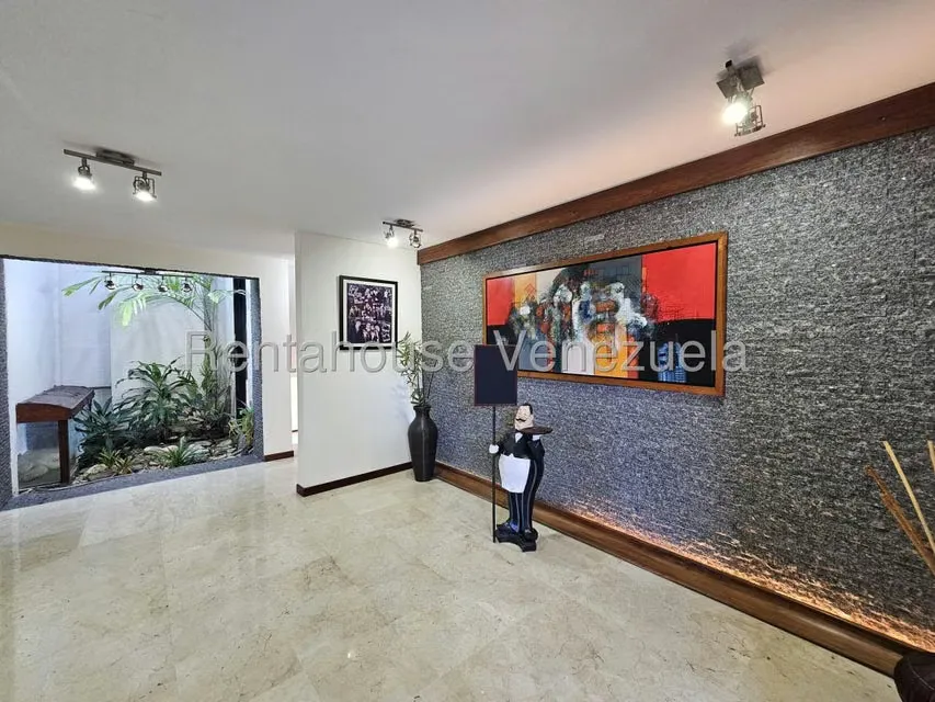 Casa (Multipes Niveles) en Venta en Los Naranjos del Cafetal, Distrito Metropolitano - 7