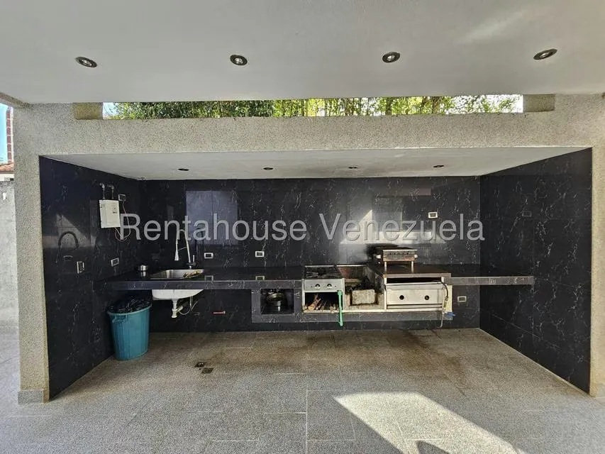 Casa (Multipes Niveles) en Venta en Los Naranjos del Cafetal, Distrito Metropolitano - 66