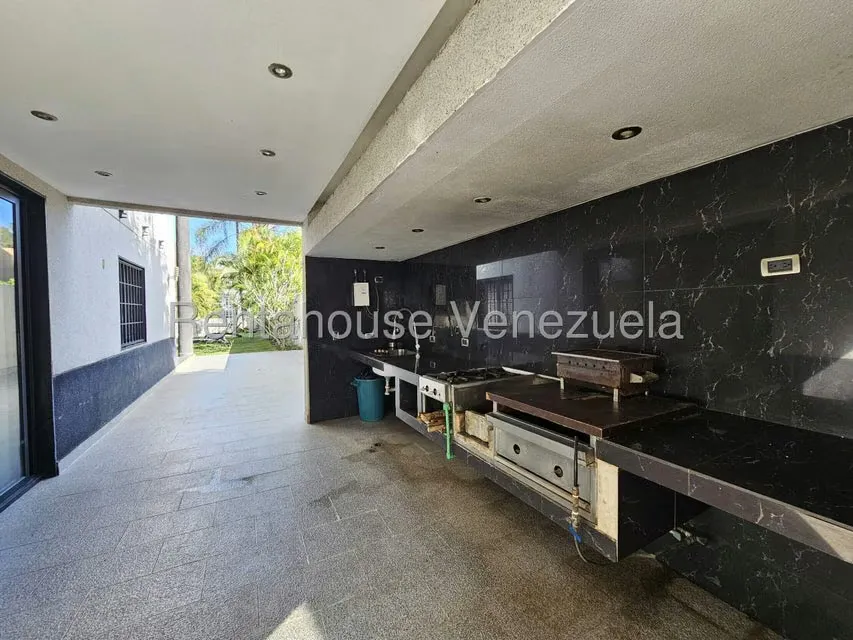 Casa (Multipes Niveles) en Venta en Los Naranjos del Cafetal, Distrito Metropolitano - 69
