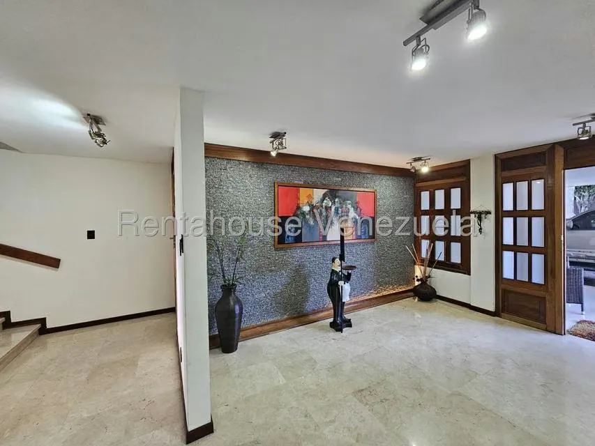 Casa (Multipes Niveles) en Venta en Los Naranjos del Cafetal, Distrito Metropolitano - 8