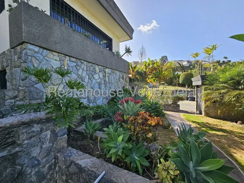 Casa (Multipes Niveles) en Venta en Los Naranjos del Cafetal, Distrito Metropolitano - 76