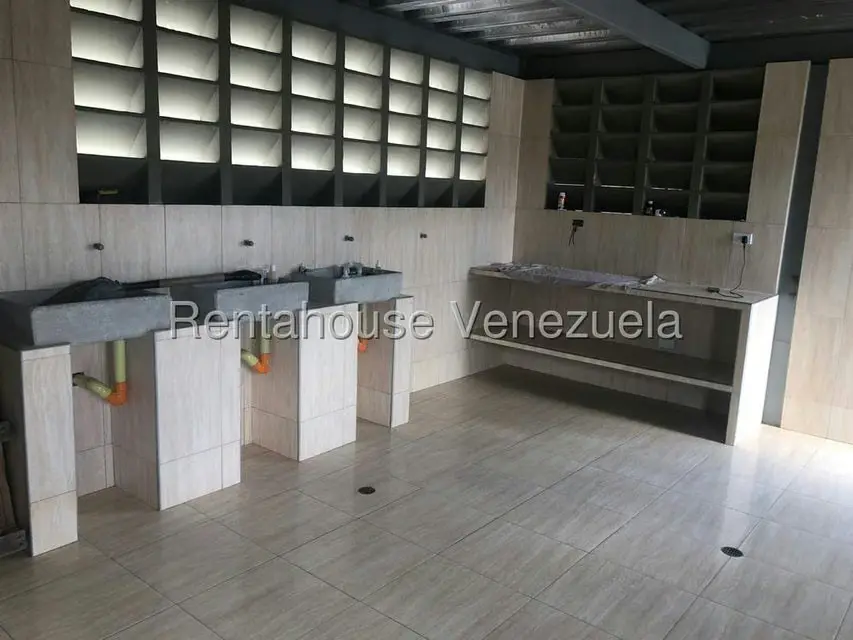 Edificio en Venta en Parroquia Concepcion, Lara - 44