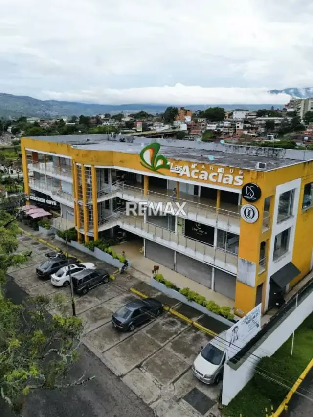 Clínica Odontologica Local Comercial en Parque Las Acacias
