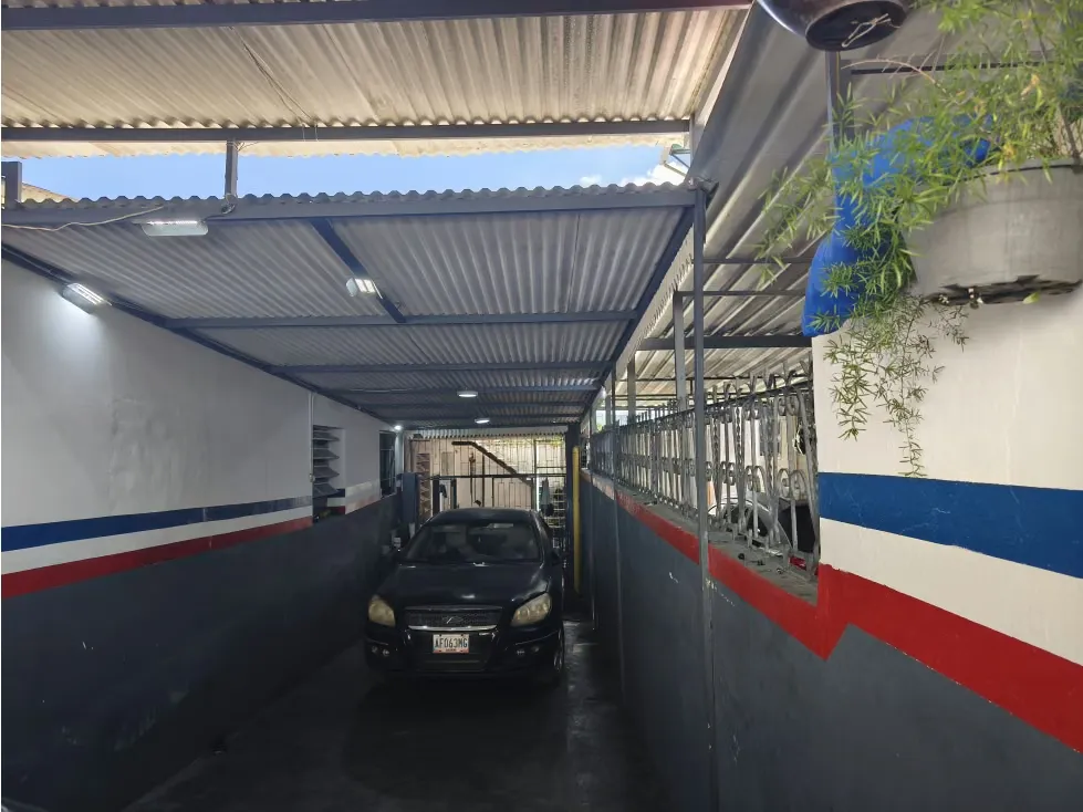 CÓMODA CASA EN VENTA EN LAS VEREDAS DE COCHE - 2