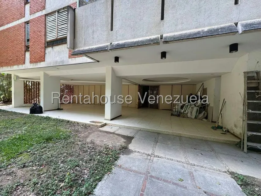 Apartamento (1 Nivel) en Venta en La Florida, Distrito Metropolitano - 2