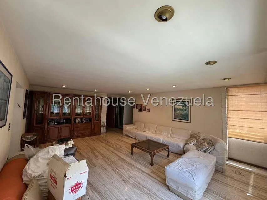 Apartamento (1 Nivel) en Venta en La Florida, Distrito Metropolitano - 13