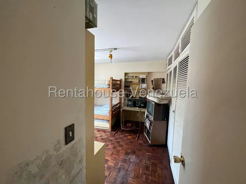 Apartamento (1 Nivel) en Venta en La Florida, Distrito Metropolitano - 18