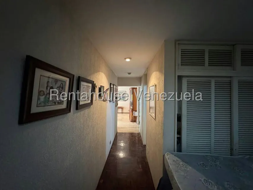 Apartamento (1 Nivel) en Venta en La Florida, Distrito Metropolitano - 28