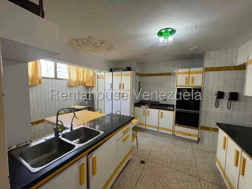 Apartamento (1 Nivel) en Venta en La Florida, Distrito Metropolitano - 8
