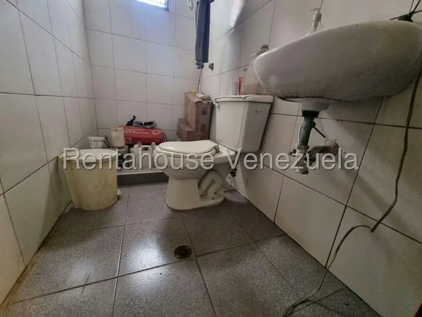 Terreno (Comercial) en Venta en Centro, Lara - 32