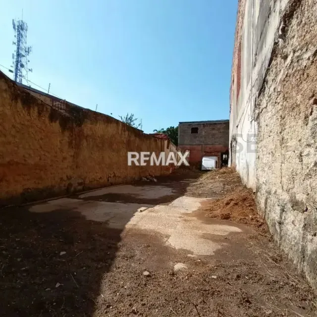 terreno en venta calle páez centro de maracay - 3