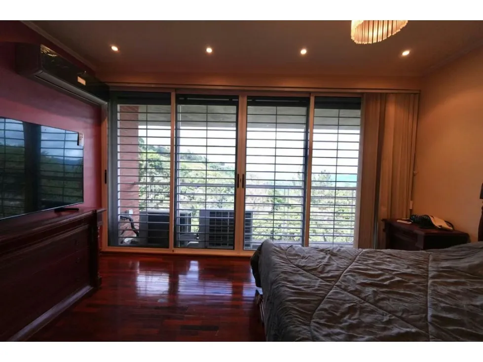Venta impecable Duplex en Villa Nueva El Hatillo amoblado 180000$ - 24