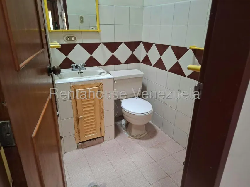 Casa (1 Nivel) en Venta en Parroquia Catedral, Lara - 13
