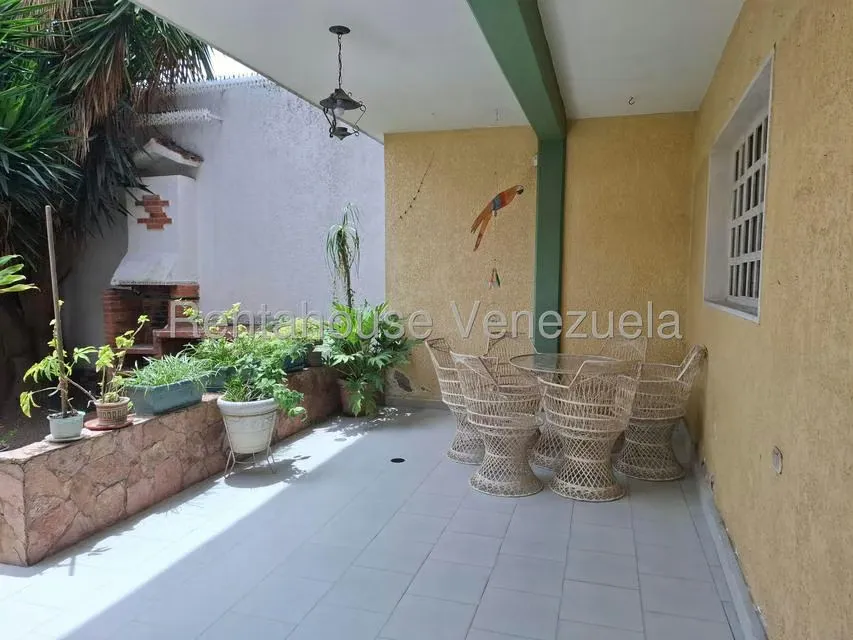 Casa (1 Nivel) en Venta en Parroquia Catedral, Lara - 24