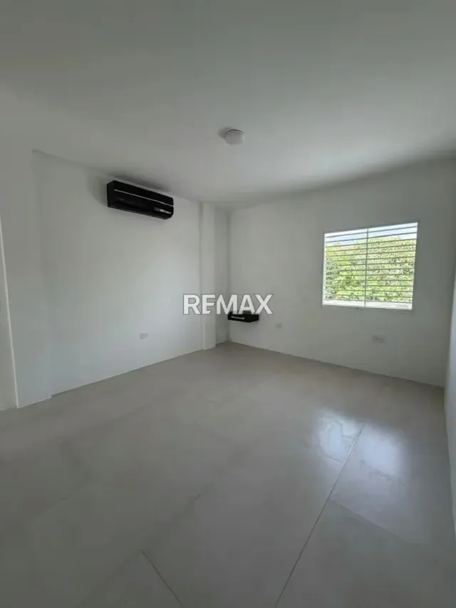 Venta de Town house en la Castellana urbanización Las Trinitarias - 8