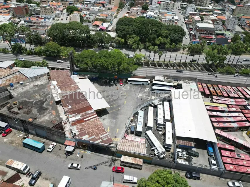 Galpon - Deposito en Venta en San Martin, Distrito Metropolitano - 2