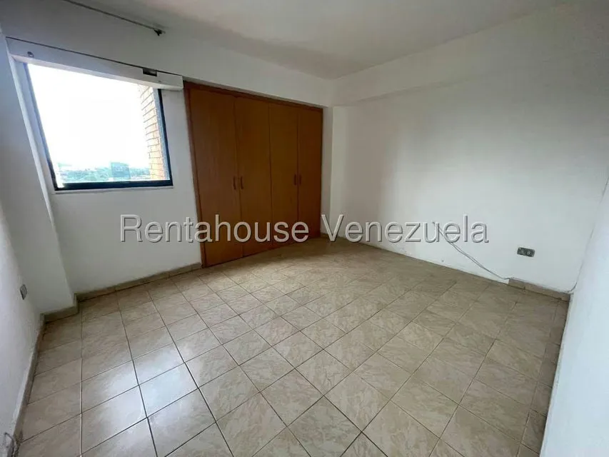 Apartamento (1 Nivel) en Venta en Del Este, Lara - 15