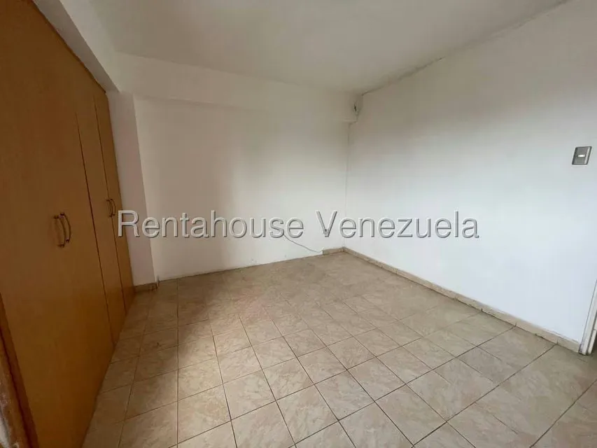 Apartamento (1 Nivel) en Venta en Del Este, Lara - 16