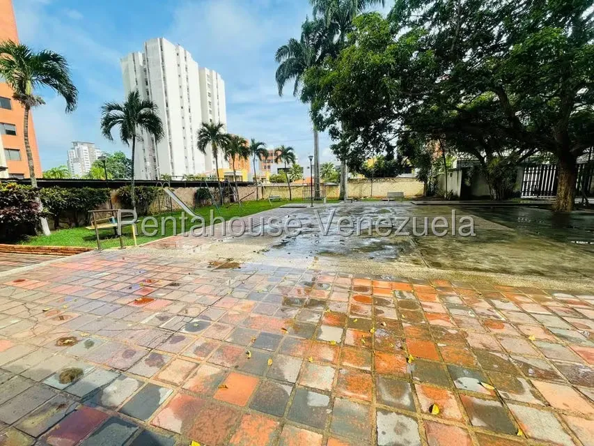 Apartamento (1 Nivel) en Venta en Del Este, Lara - 18
