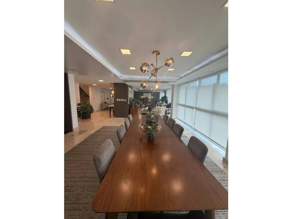 Se vende Ph en calle cerrada 383m2 Los Naranjos de las Mercedes 4695 - 7