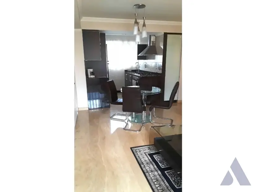 Alquilo apartamento 86m2 El Rosal 4198
