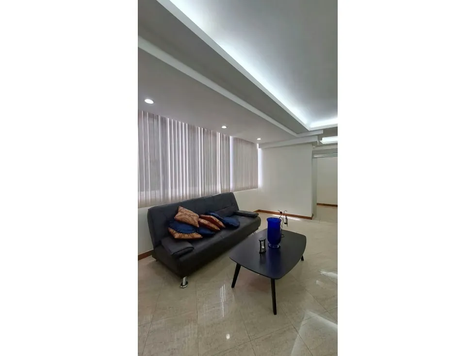 Se alquila apartamento 70m2 Campo Alegre 4758 - 6
