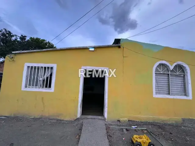 En Venta Casa con Bienechuria al Oeste de Barquisimeto