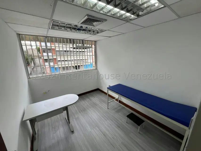 Consultorio Medico en Venta en El Marques, Distrito Metropolitano - 16