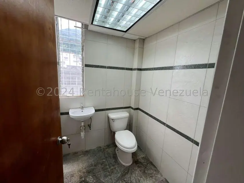 Consultorio Medico en Venta en El Marques, Distrito Metropolitano - 27