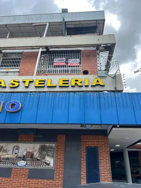 Consultorio Medico en Venta en El Marques, Distrito Metropolitano - 28