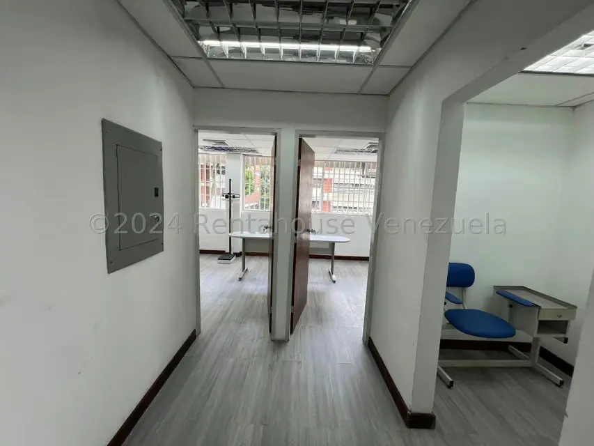 Consultorio Medico en Venta en El Marques, Distrito Metropolitano - 5