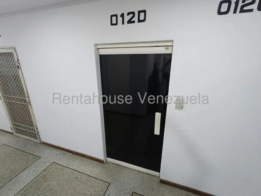 Local Comercial en Venta en Prados del Este, Distrito Metropolitano - 2