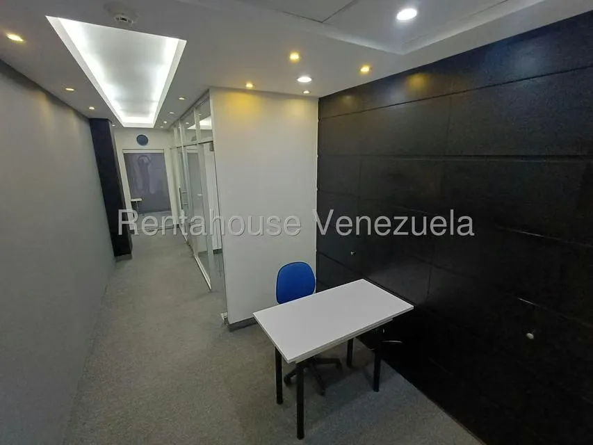 Local Comercial en Venta en Prados del Este, Distrito Metropolitano - 3