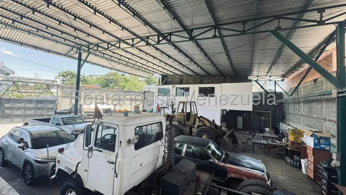 Galpon - Deposito en Venta en El Ingenio, Miranda - 3