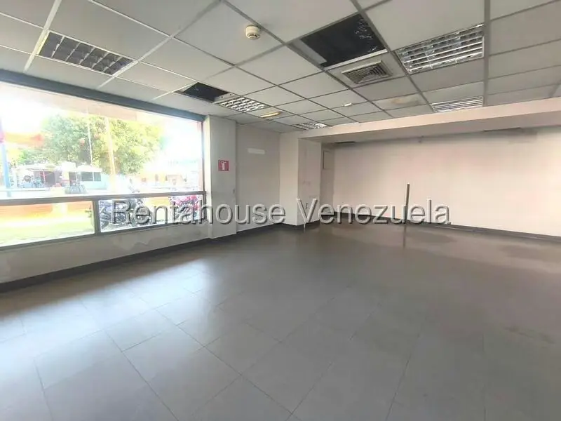 Comercial (Local Comercial) en Venta en Flor Amarillo, Carabobo - 8